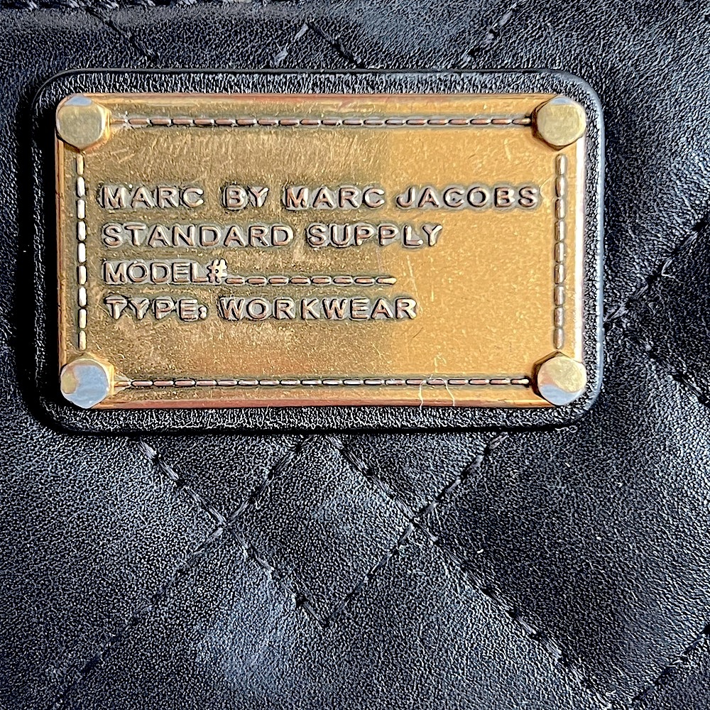 Marc Jacobs Black Quilted Leather Wallet - Picture 3 of 12